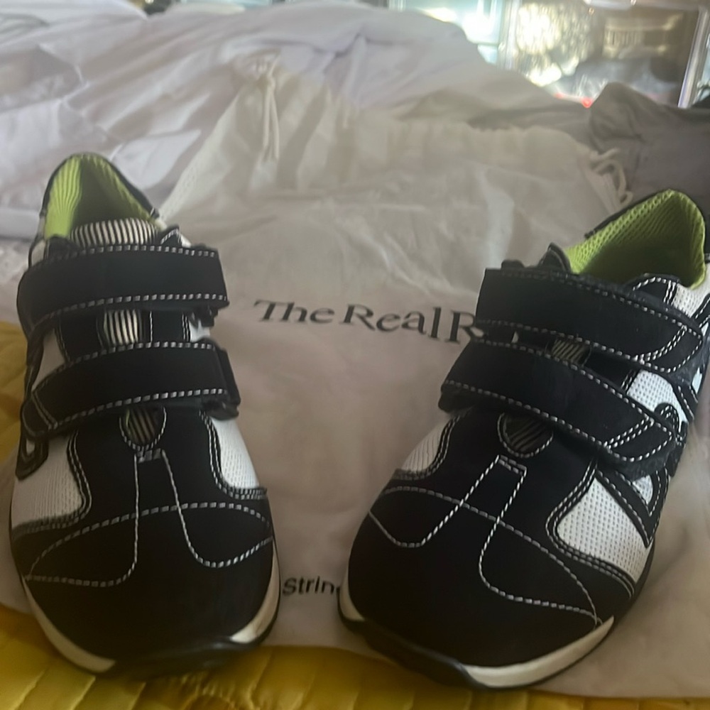 D&G sneakers